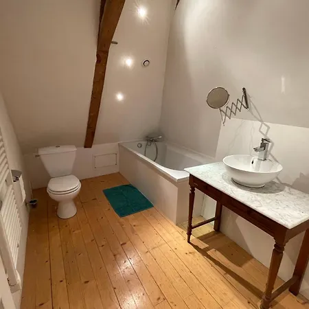 Manoir Des Rosiers Semesterbostad Noyant-la-Plaine